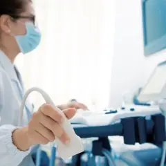 Jak wygląda badanie urologiczne mężczyzn? Obejrzyj film i dowiedz się więcej