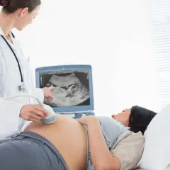 W którym tygodniu ciąży lekarz wystawia zaświadczenie i co warto wiedzieć?