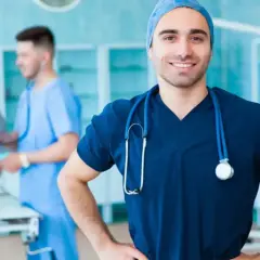 Ile zarabia fizjoterapeuta w USA? Zaskakujące różnice w wynagrodzeniach