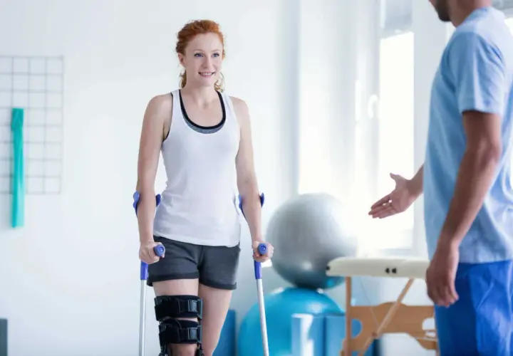 Kiedy rehabilitacja po artroskopii kolana? Kluczowe informacje i terminy