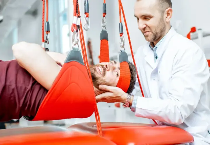 Ile trwa rehabilitacja przy dyskopatii? Kluczowe informacje i porady