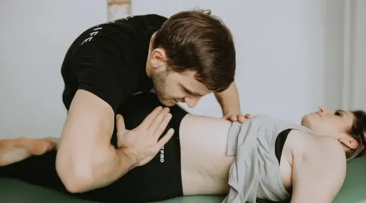 Ile trwa wizyta u fizjoterapeuty? Sprawdź, co warto wiedzieć