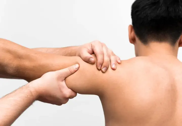 Jak długo trwa rehabilitacja barku? Czas powrotu do sprawności