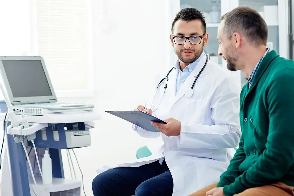 Ile kosztuje wizyta u lekarza medycyny pracy? Sprawdź ceny i czynniki wpływające na koszty