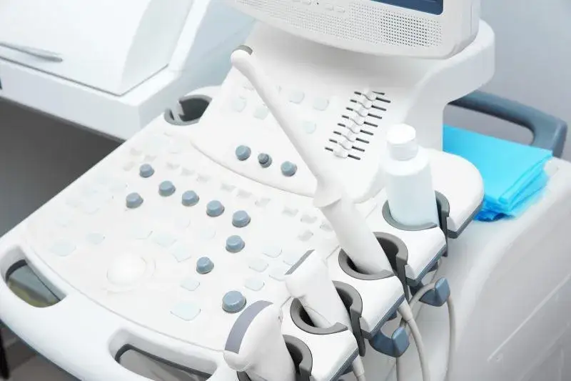 Zdjęcie Jak się przygotować do USG prostaty, aby uniknąć problemów?